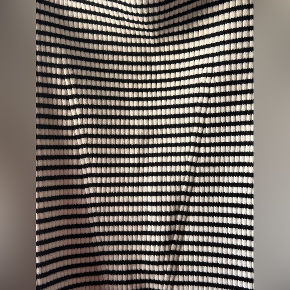 Z Supply Striped Birdie off Shoulder Black and White striped Women's Top - Picture 6 of 8